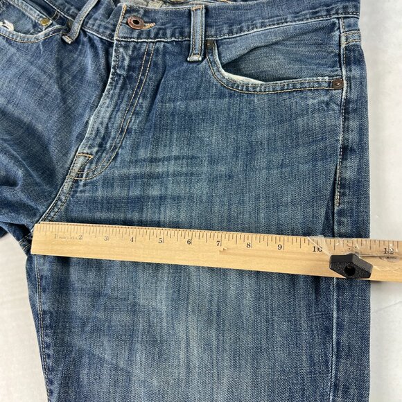Lucky Brand Jeans Mens 33x31* 221 Straight Blue Faded Distressed Denim Tag 32x32 - Picture 14 of 16
